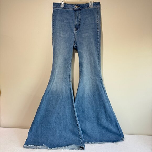 WE THE FREE Free People Just Float On Flare Hippie Jeans Jericho Blue Sz. 28 - Picture 4 of 13